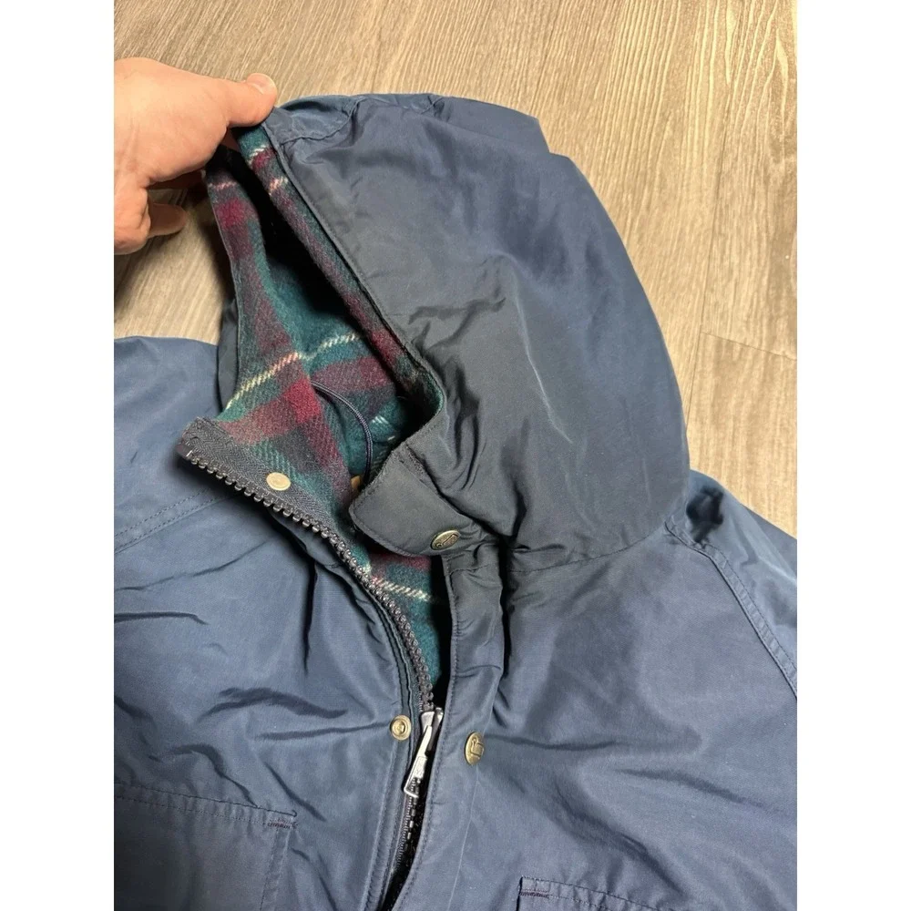 Vtg USA Woolrich Field Jacket Men's Blue‎ Wool Lined Blanket Barn Coat Size M